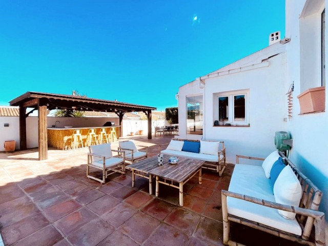 Villa avec 4 Chambres  à La Duquesa