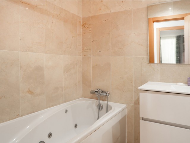 2 Makuuhuoneen Huoneisto Benahavís