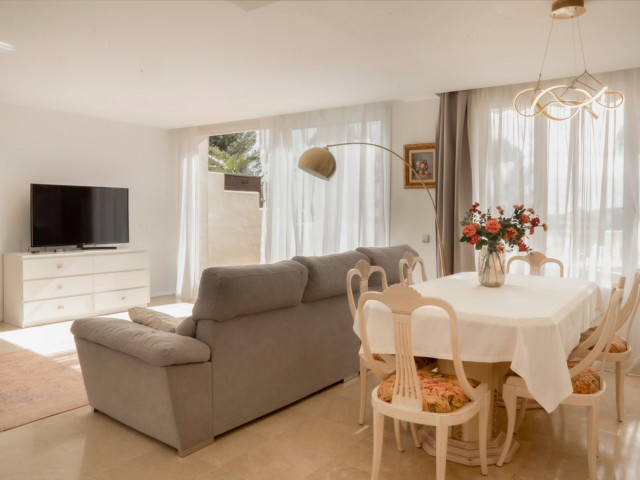 2 Schlafzimmer Apartment in Benahavís