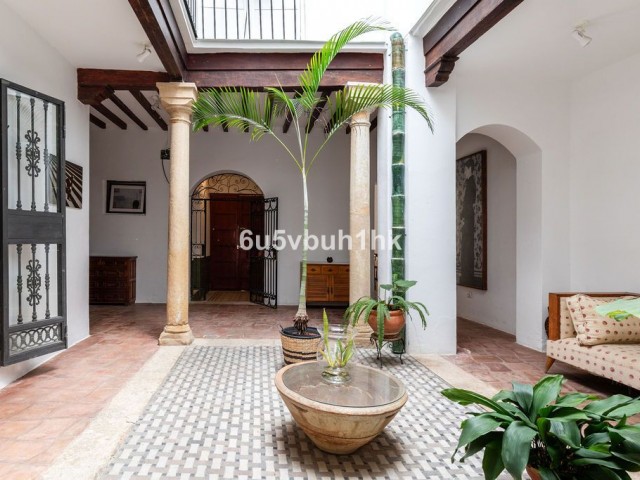 Maison mitoyenne avec 8 Chambres  à Málaga