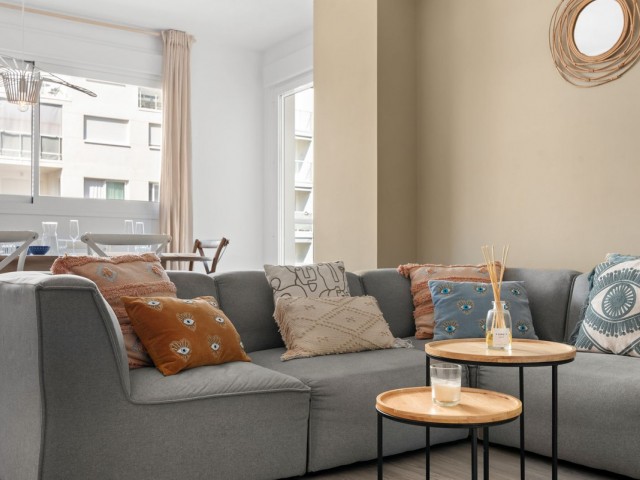 Appartement avec 3 Chambres  à Estepona