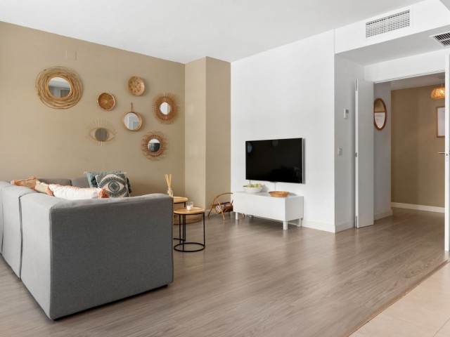 Appartement avec 3 Chambres  à Estepona