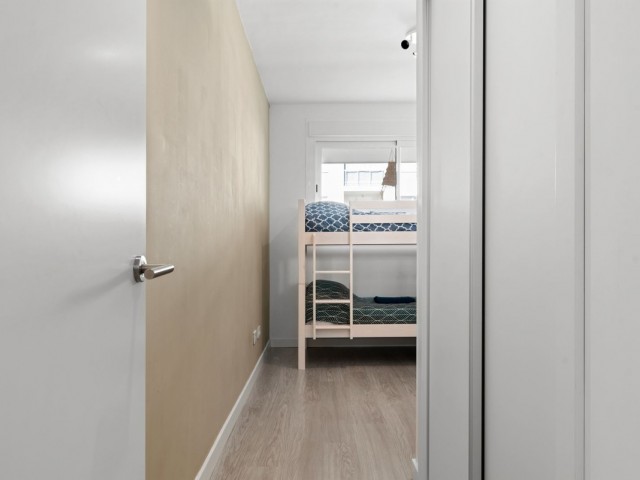 Appartement avec 3 Chambres  à Estepona