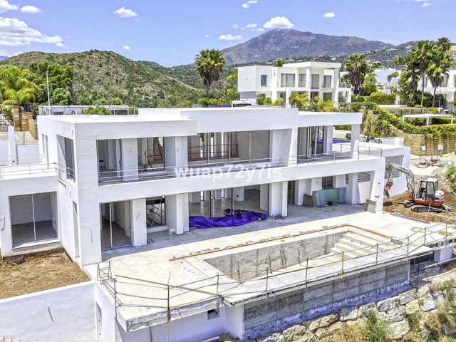 5 Soveroms Villa i Benahavís