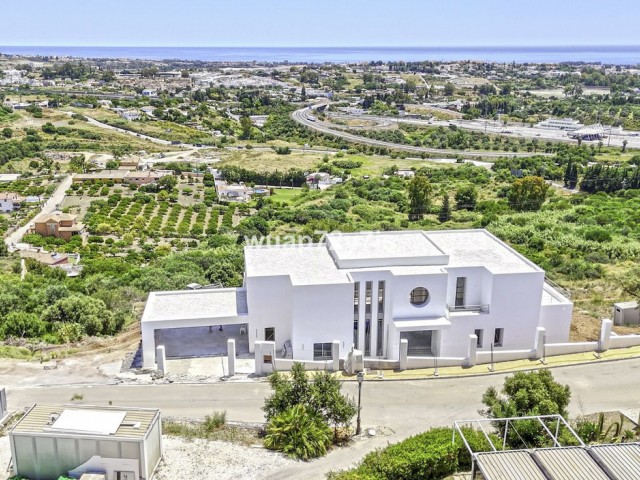 5 Soveroms Villa i Benahavís