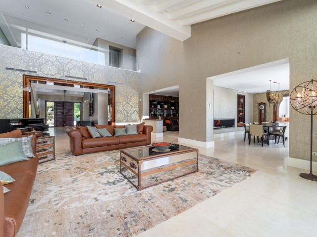 7 Makuuhuoneen Huvila Sotogrande