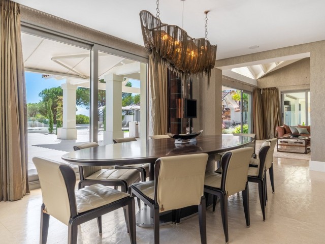 7 Makuuhuoneen Huvila Sotogrande