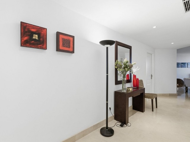 3 Schlafzimmer Apartment in Nueva Andalucía