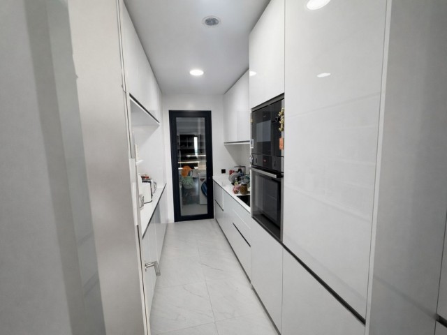 2 Schlafzimmer Apartment in Estepona