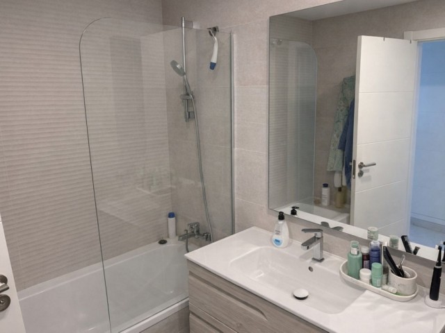 2 Schlafzimmer Apartment in Estepona