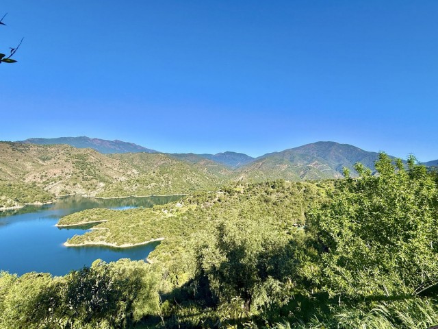 2 Slaapkamer Villa in Istán