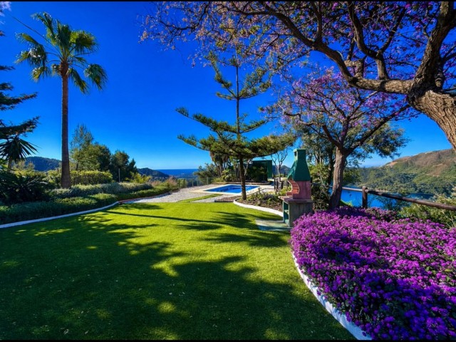 Huvila, Istán, R5342251