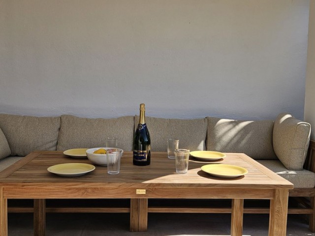 2 Bedrooms Townhouse in Calahonda