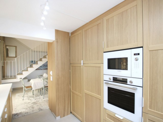 Appartement avec 4 Chambres  à Estepona