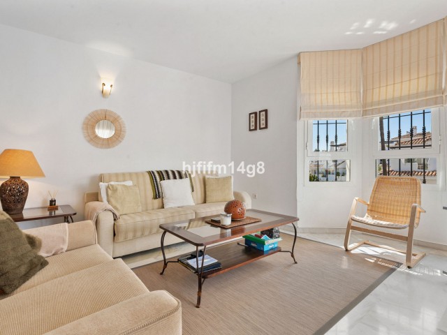 Takvåning i Nueva Andalucía