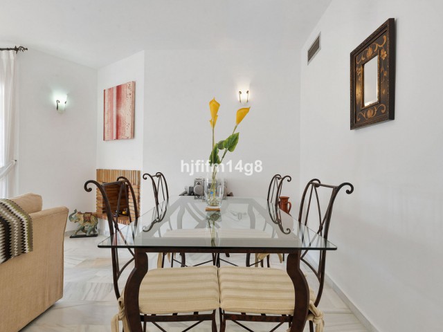 Takvåning i Nueva Andalucía