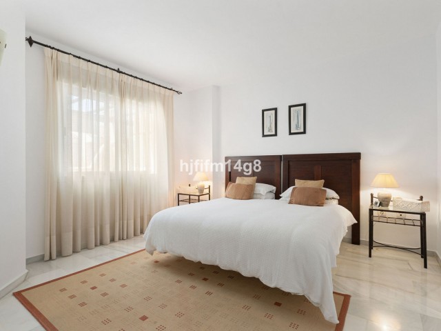 Takvåning i Nueva Andalucía