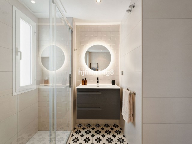 Takvåning i Nueva Andalucía