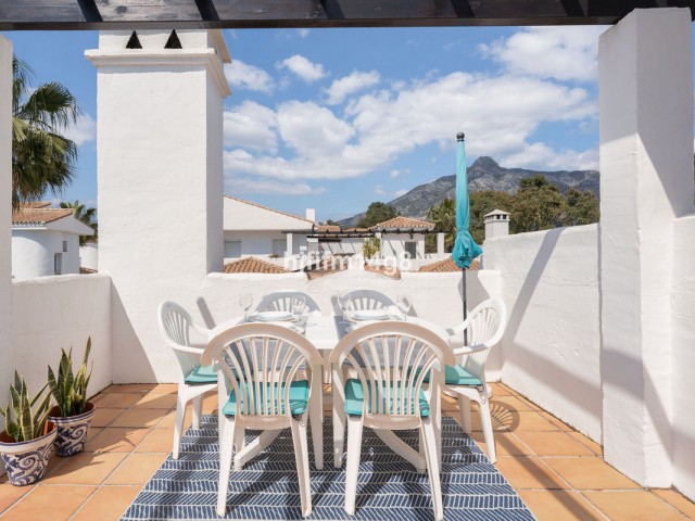 Takvåning i Nueva Andalucía