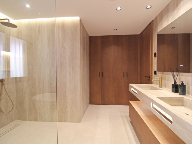 3 Schlafzimmer Apartment in Nueva Andalucía