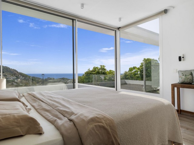 3 Makuuhuoneen Huvila Mijas