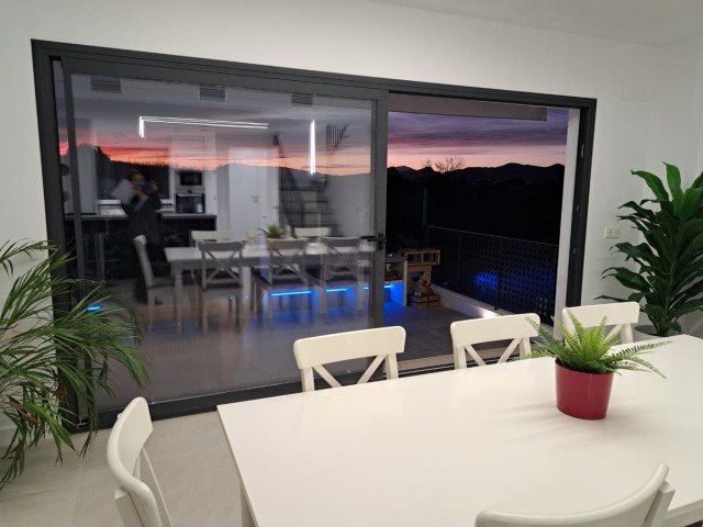 3 Makuuhuoneen Rivitalo Alhaurín de la Torre