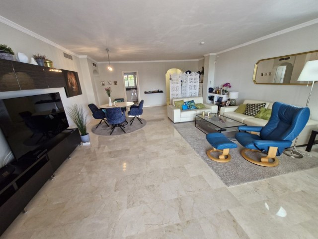 2 Slaapkamer Appartement in Calahonda