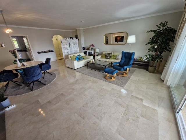 2 Slaapkamer Appartement in Calahonda