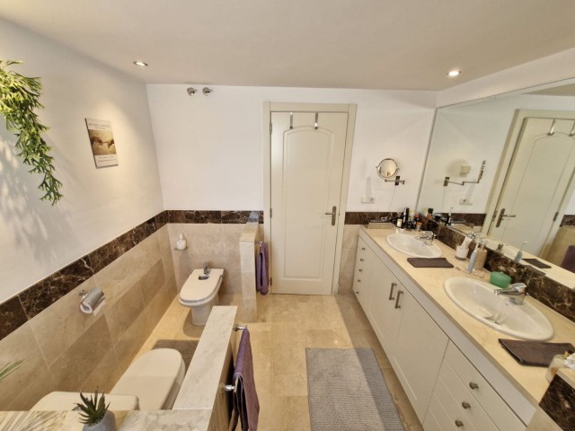 2 Slaapkamer Appartement in Calahonda
