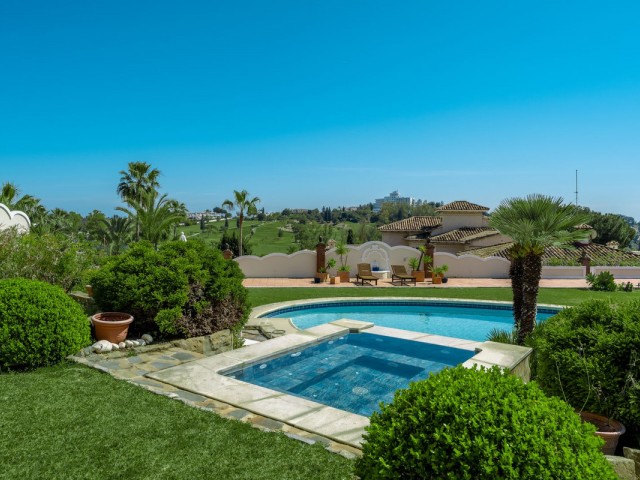 4 Soveroms Villa i Benahavís