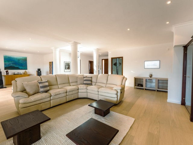 4 Soveroms Villa i Benahavís