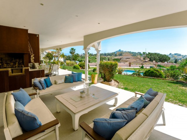 4 Soveroms Villa i Benahavís