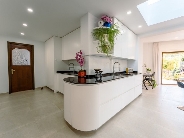 4 Soveroms Villa i Benahavís