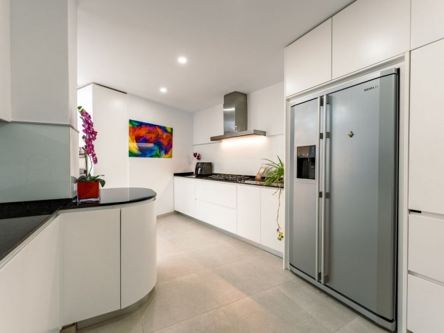 4 Makuuhuoneen Huvila Benahavís