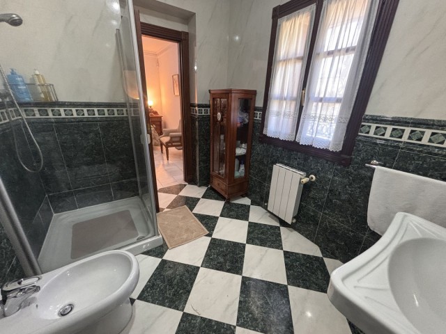 3 Schlafzimmer Villa in Nueva Andalucía