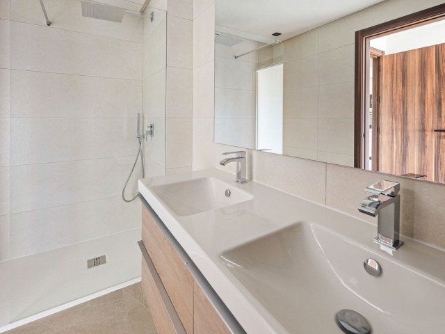 2 Schlafzimmer Apartment in Nueva Andalucía