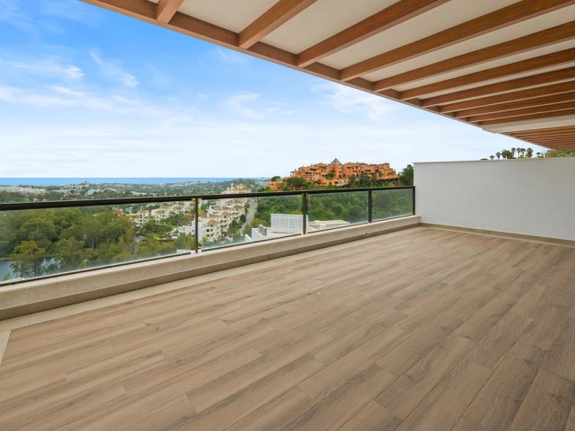 2 Schlafzimmer Apartment in Nueva Andalucía