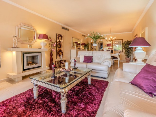 2 Makuuhuoneen Huoneisto Puerto Banús