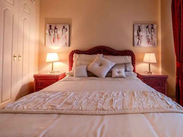 2 Makuuhuoneen Huoneisto Puerto Banús