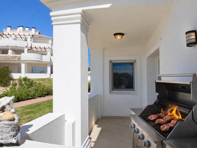 2 Schlafzimmer Apartment in Nueva Andalucía