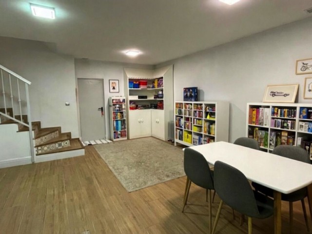 4 Schlafzimmer Reihenhaus in Marbella