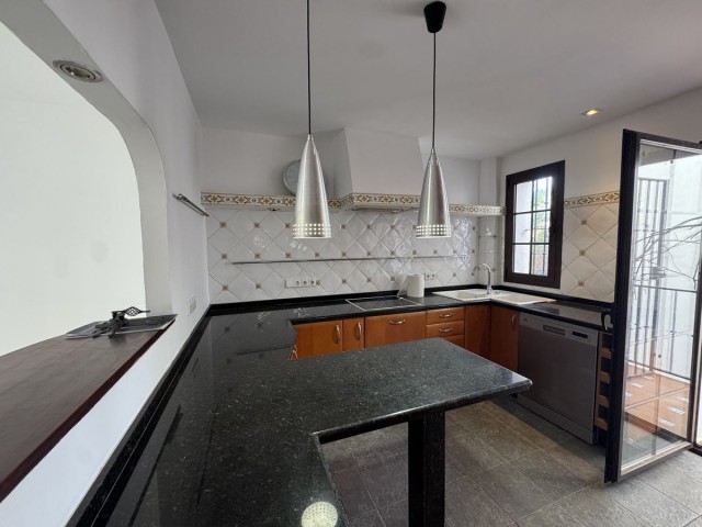 7 Makuuhuoneen Rivitalo Marbella