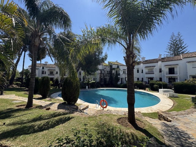 7 Slaapkamer Rijtjeshuis in Marbella