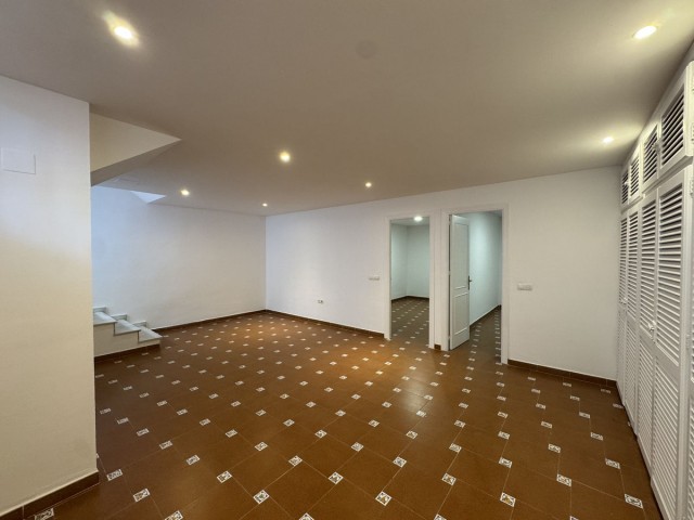 7 Slaapkamer Rijtjeshuis in Marbella