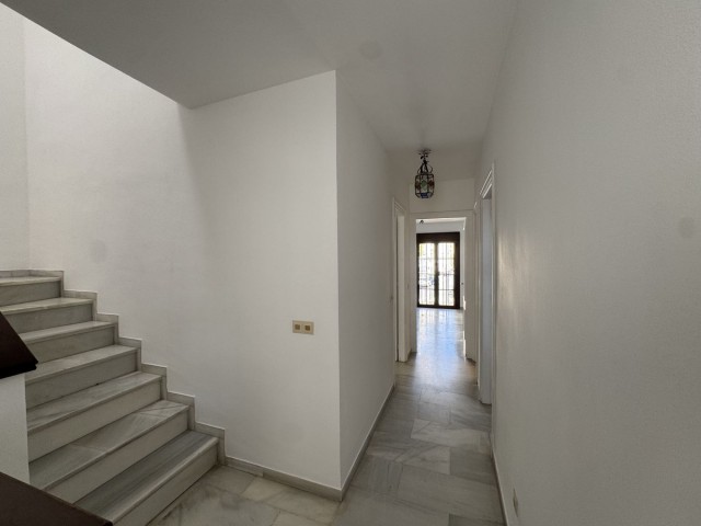 7 Slaapkamer Rijtjeshuis in Marbella