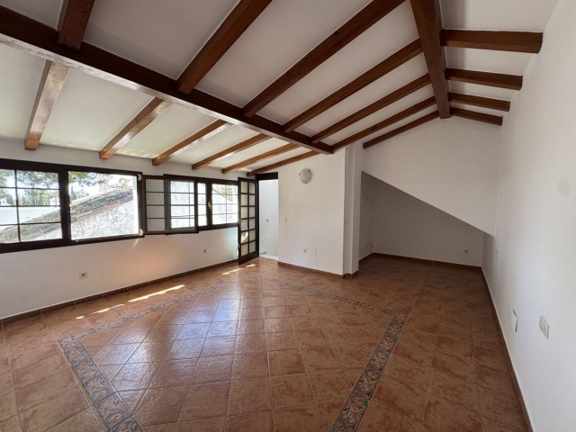 7 Bedrooms Townhouse in Marbella