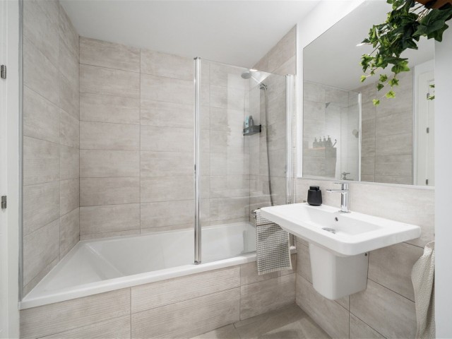 2 Makuuhuoneen Huoneisto Manilva