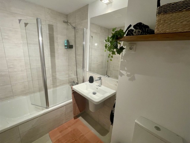 2 Schlafzimmer Apartment in Manilva