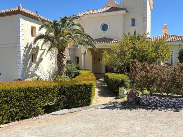 7 Schlafzimmer Villa in Estepona
