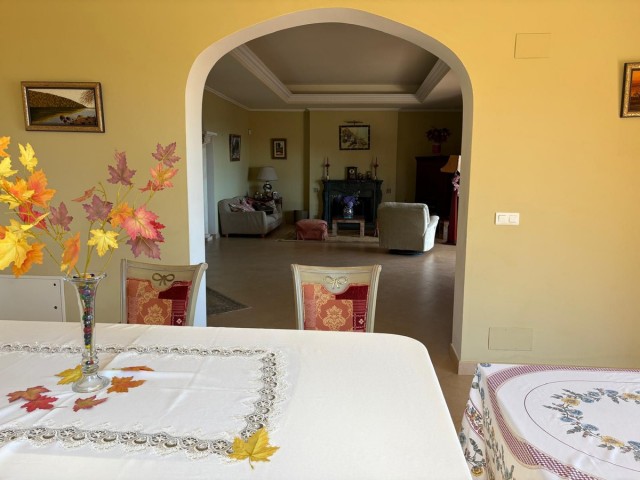 7 Schlafzimmer Villa in Estepona